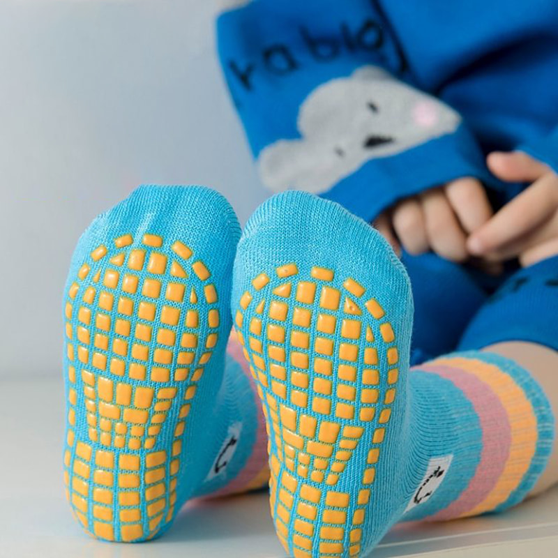 নন স্লিপ সক নির্মাতারা পাইকারি মিড টিউব ট্রাম্পোলিন মোজা, উচ্চ শীর্ষ প্রাথমিক শিক্ষার বাচ্চাদের খেলার মাঠের মোজা নন স্লিপ সক নির্মাতারা পাইকারি মিড টিউব ট্রাম্পোলিন মোজা, উচ্চ শীর্ষ প্রাথমিক শিক্ষার বাচ্চাদের খেলার মাঠের মোজা