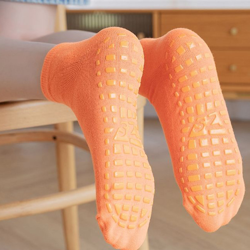 প্রাপ্তবয়স্ক যোগ মোজা প্রাপ্তবয়স্ক যোগ মোজা