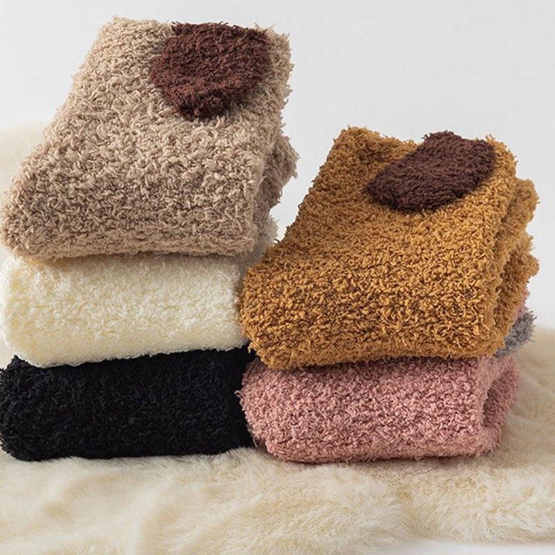 জাপানি 3 ডি খরগোশের কান কোরাল ভেলভেট মোজা মেয়েদের বাড়ির অর্ধেক ভেলভেট ফ্লোর মোজা জাপানি 3 ডি খরগোশের কান কোরাল ভেলভেট মোজা মেয়েদের বাড়ির অর্ধেক ভেলভেট ফ্লোর মোজা