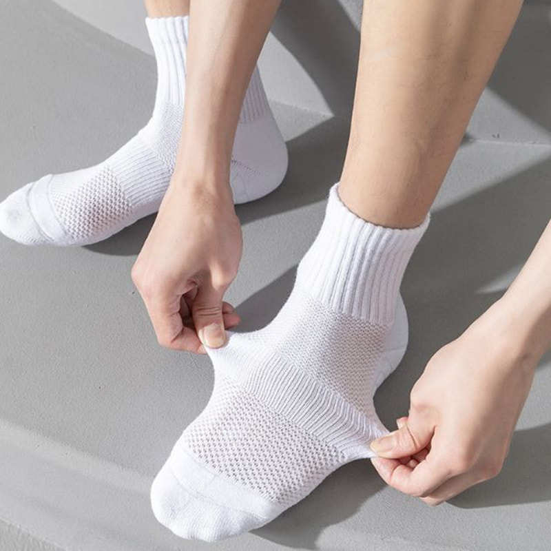 মোজা পুরুষদের বসন্ত এবং শরত্কাল তোয়ালে নীচে স্পোর্টস কটন মোজা পেশাদার চলমান মোজা মোজা পুরুষদের বসন্ত এবং শরত্কাল তোয়ালে নীচে স্পোর্টস কটন মোজা পেশাদার চলমান মোজা