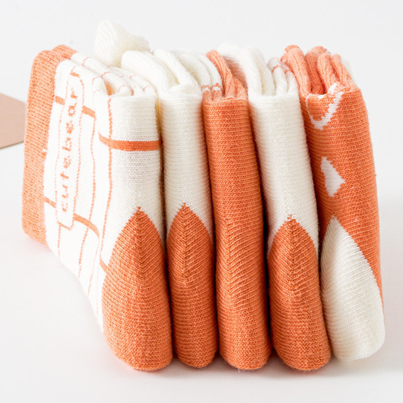 গার্লস মোজা কার্টুন কমলা খরগোশের মাঝারি বড় বাচ্চাদের মোজা গার্লস মোজা কার্টুন কমলা খরগোশের মাঝারি বড় বাচ্চাদের মোজা